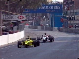 Coulthard cannot overtake Trulli.