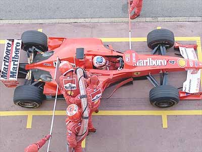 M. Schumacher's pit stop.