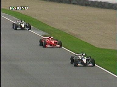 Coulthard slows down M. Schumacher to allow Hakkinen to catch up
