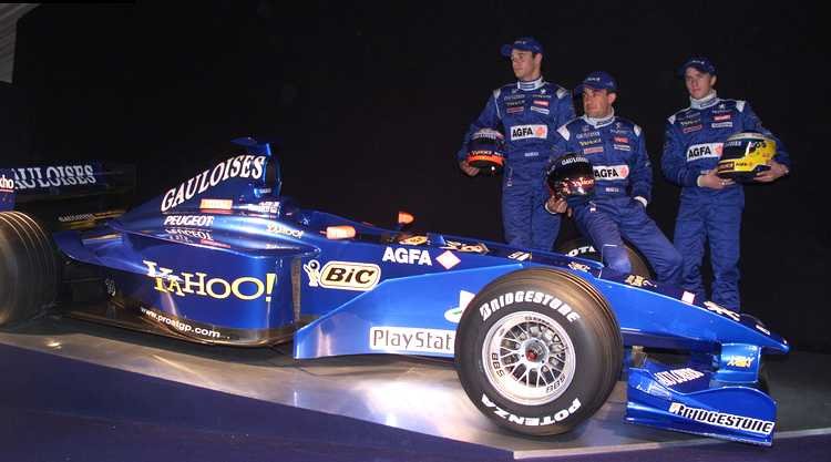 The AP03 - side view with Alesi, Heidfield and Sarazzin
