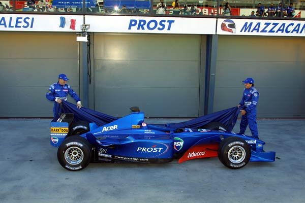 Prost AP04 - Car being unveiled