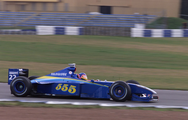 The new dual livery of the BAR cars - one side view