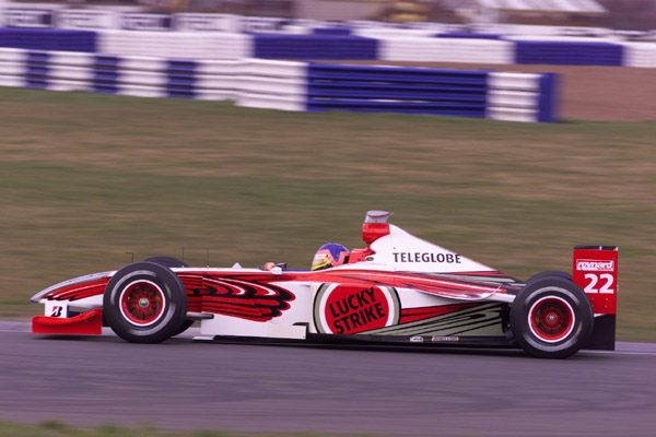 The new dual livery of the BAR cars - one side view