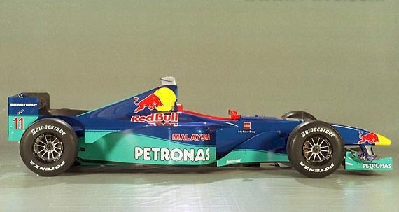 Sauber 199 -  side view